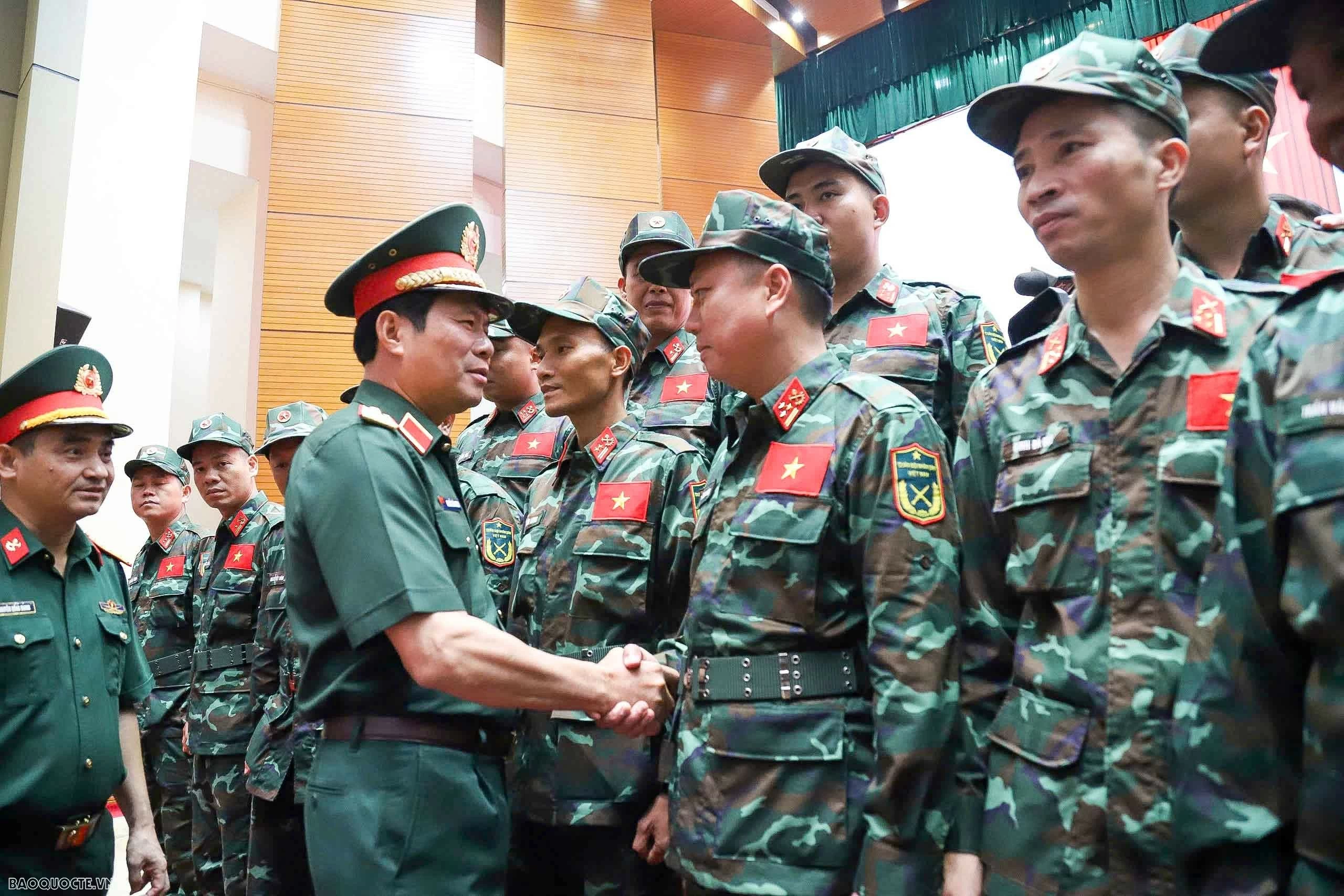 Quân đội Việt Nam: Cứu người dân Venezuela như đang cứu chính người dân đất nước mình Quân đội Việt Nam: Cứu người dân Venezuela như đang cứu chính người dân đất nước mình