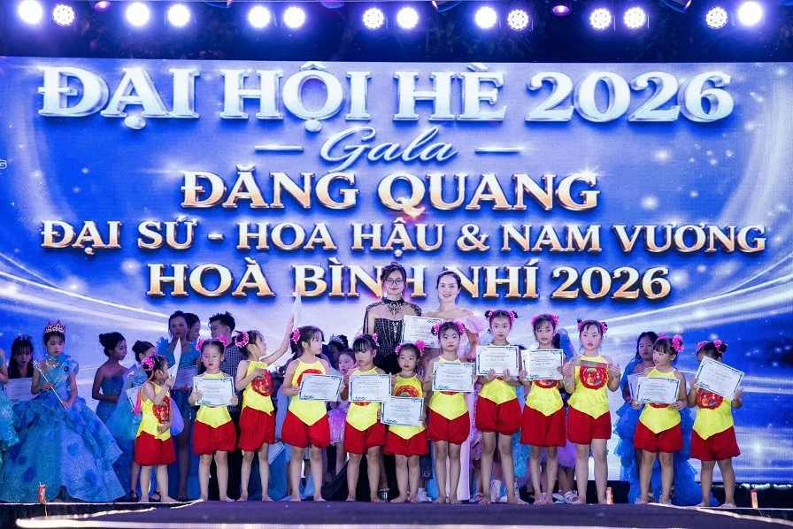Vinh danh Hoa hậu và Nam vương Hoà bình nhí 2026
