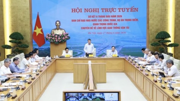 Prime Minister Le Minh Hung: Timelines for key transport projects must not be delayed without objective reasons