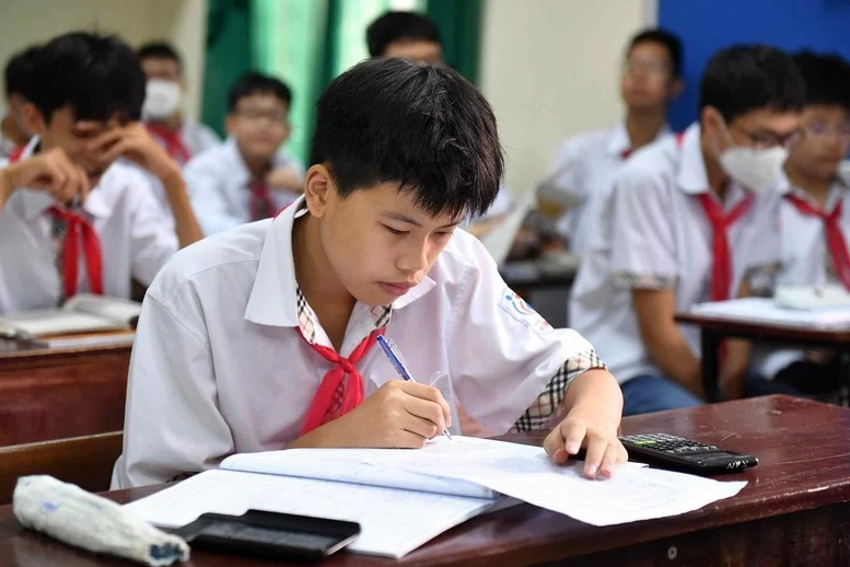 Điểm chuẩn lớp 10: Có những điều còn quan trọng hơn một ngôi trường