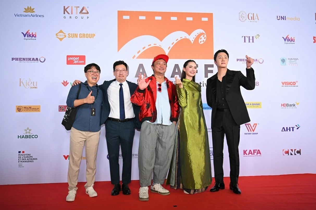 Thời kỳ hoàng kim của điện ảnh Việt Nam - Tìm cơ hội hợp tác qua trình chiếu phim hợp tác sản xuất Việt Nam-Hàn Quốc tại Liên hoan phim châu Á Đà Nẵng