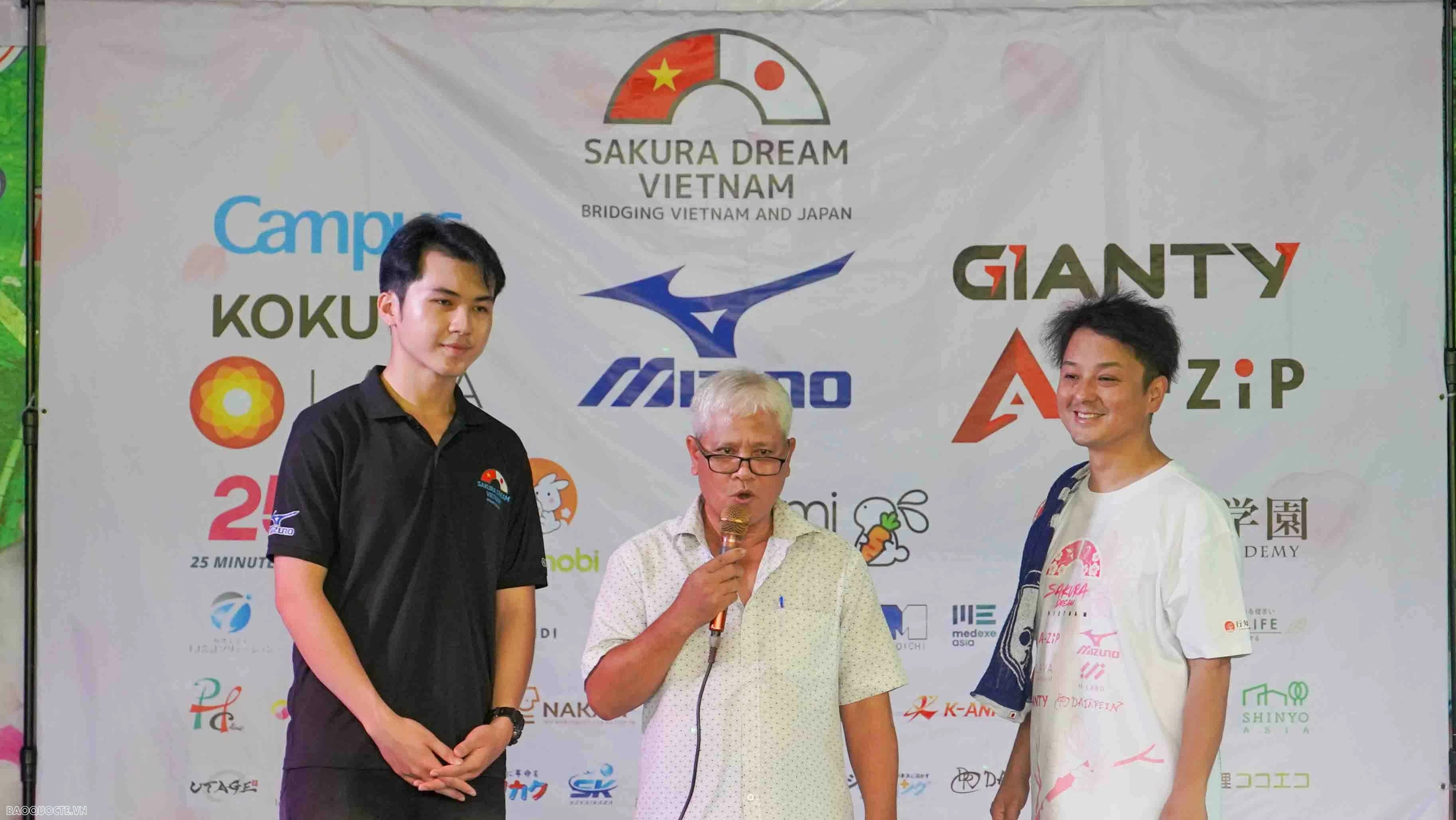 Làng Tre đón những người bạn đến từ Nhật Bản
