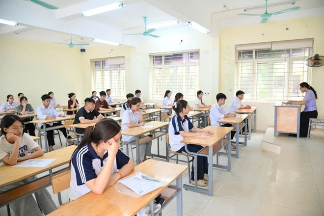 Sáng nay (1/7), Bộ GD&ĐT công bố điểm thi tốt nghiệp THPT 2026 Sáng nay (1/7), Bộ GD&ĐT công bố điểm thi tốt nghiệp THPT 2026