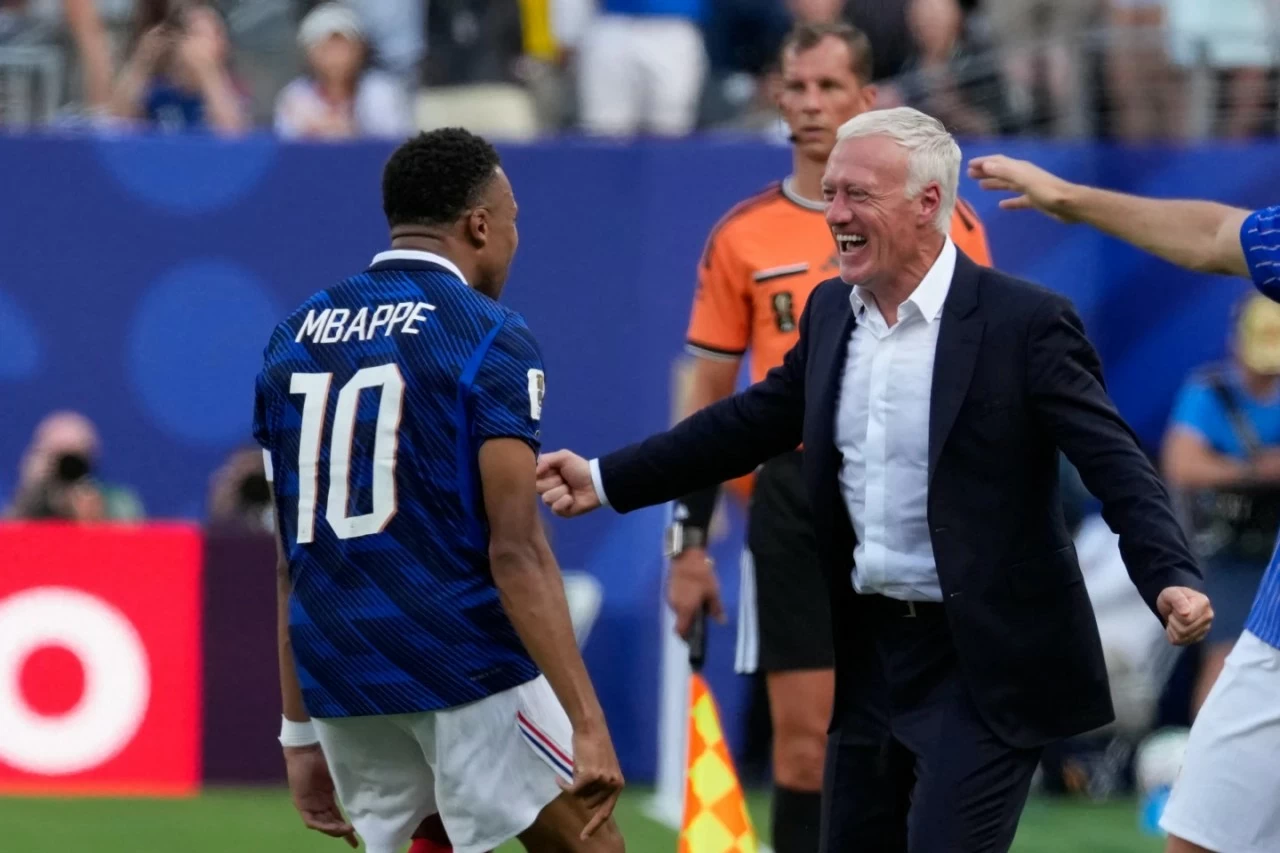 Kết quả bóng đá Vòng 1 World Cup 2026: Mbappe cân bằng Messi, lập kỷ lục World Cup giúp Pháp hủy diệt Thụy Điển Kết quả bóng đá Vòng 1 World Cup 2026: Mbappe cân bằng Messi, lập kỷ lục World Cup giúp Pháp hủy diệt Thụy Điển