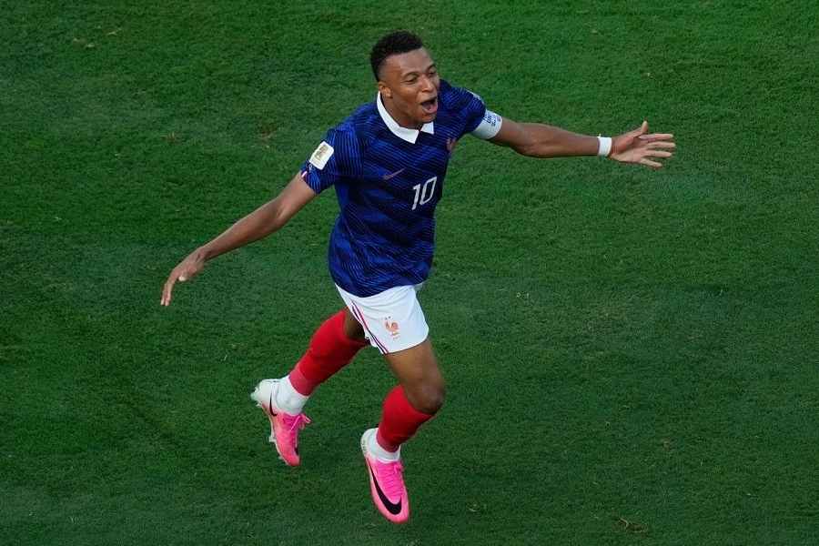 Kết quả bóng đá Vòng 1 World Cup 2026: Mbappe cân bằng Messi, lập kỷ lục World Cup giúp Pháp hủy diệt Thụy Điển Kết quả bóng đá Vòng 1 World Cup 2026: Mbappe cân bằng Messi, lập kỷ lục World Cup giúp Pháp hủy diệt Thụy Điển