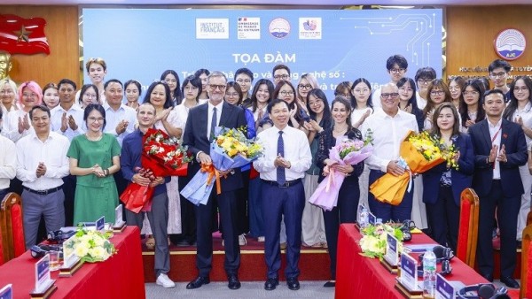 Chuyên gia Pháp chia sẻ kinh nghiệm ứng dụng AI có đạo đức và trách nhiệm