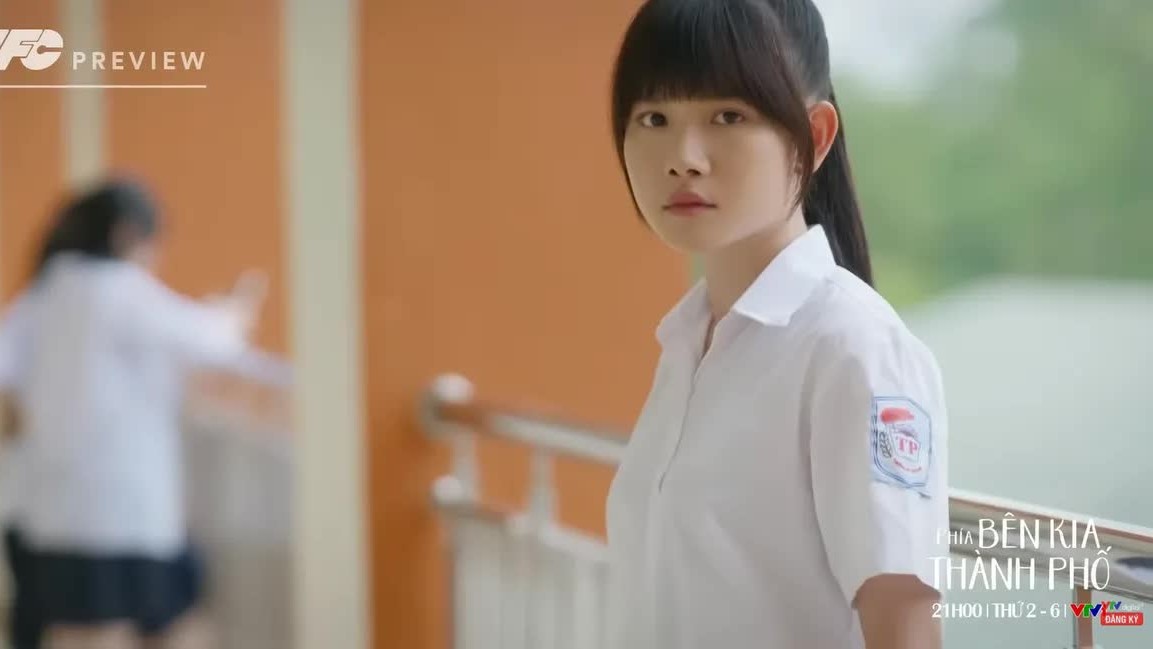 Phía bên kia thành phố tập 24: Lan bị tẩy chay, Cương muốn bỏ học