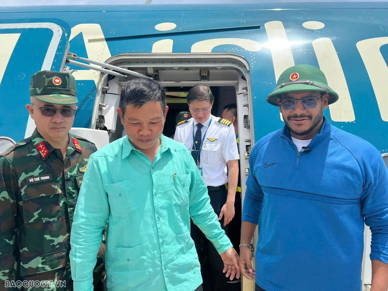 Hoàn tất chuyến bay thứ 2 đưa hàng viện trợ tới Venezuela