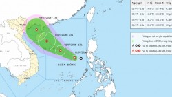 Áp thấp nhiệt đới trên Biển Đông khả năng mạnh thành bão
