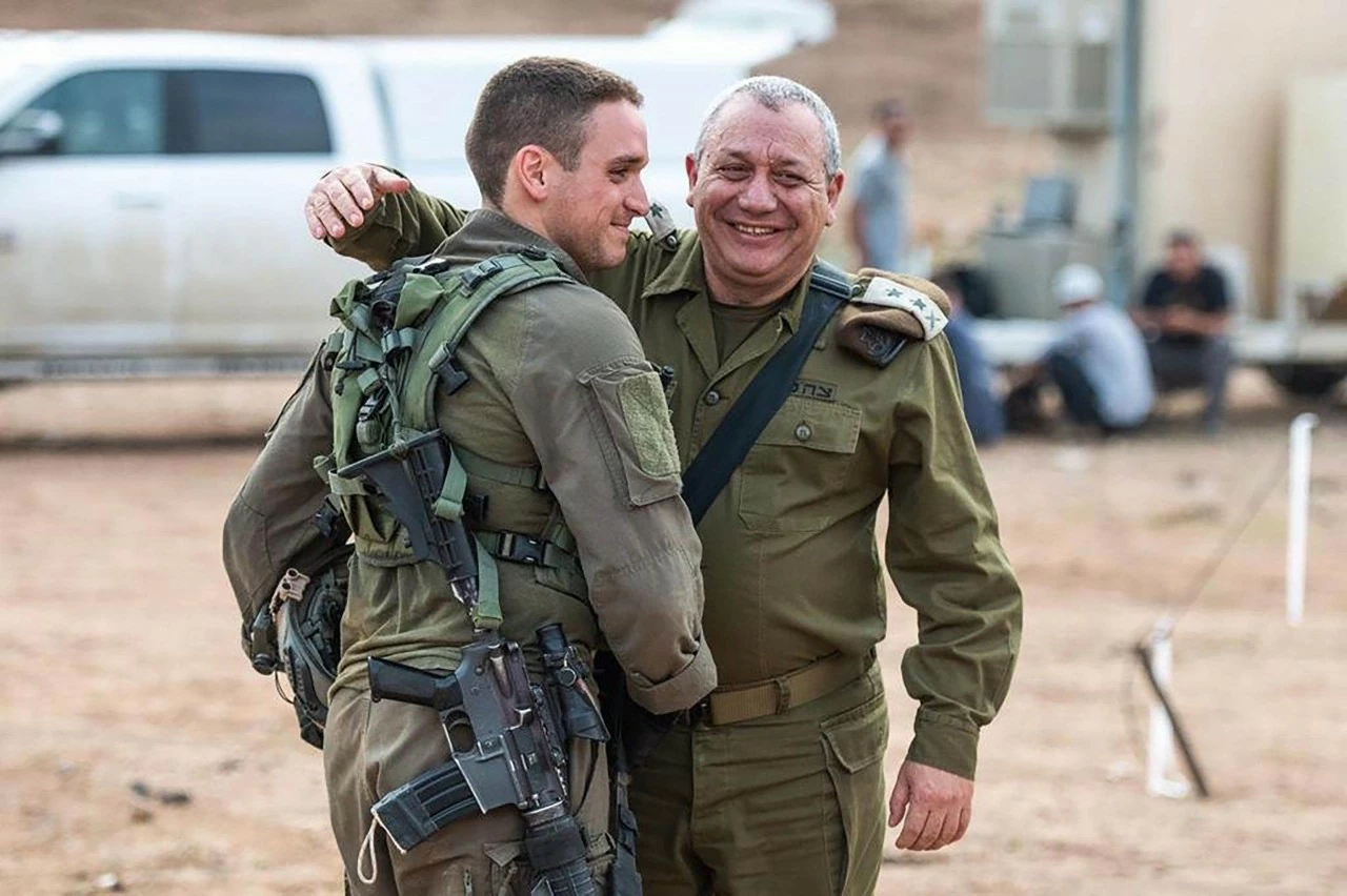 Ông Gadi Eisenkot, lãnh đạo đảng Yashar và cựu Tổng tham mưu trưởng quân đội Israel, chính thức tuyên bố tranh cử Thủ tướng, làm nóng cuộc đua quyền lực trước thềm bầu cử tháng 10/2026. (Nguồn: CNN)