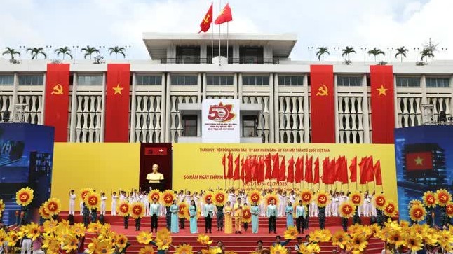Chương trình nghệ thuật đặc biệt tái hiện hành trình 50 năm Thành phố mang tên Bác