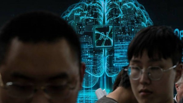 Trung Quốc tăng kiểm soát đầu tư ra nước ngoài nhằm bảo đảm một lĩnh vực
