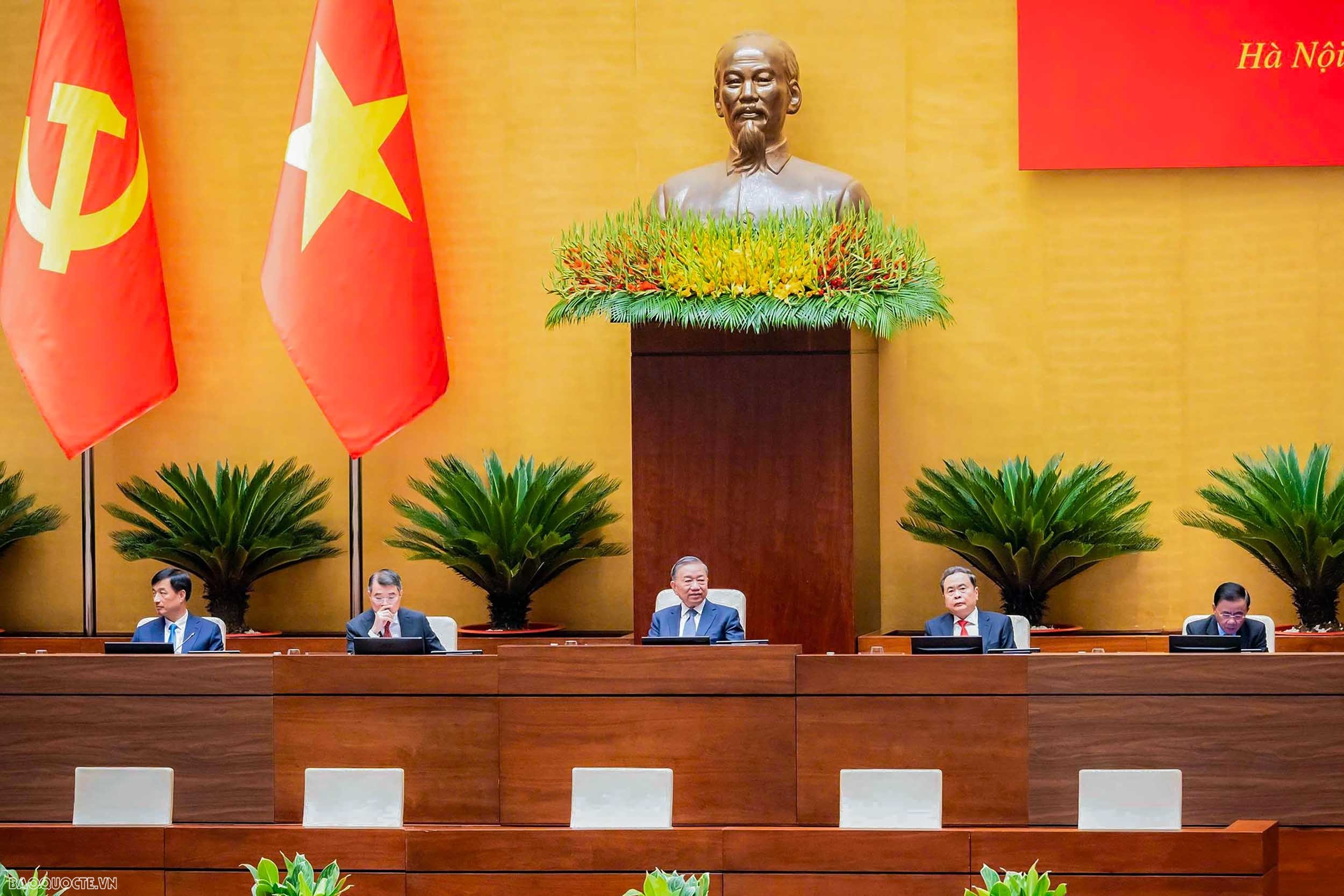 Bộ Ngoại giao tham dự Hội nghị toàn quốc sơ kết thực hiện Nghị quyết số 57-NQ/TW