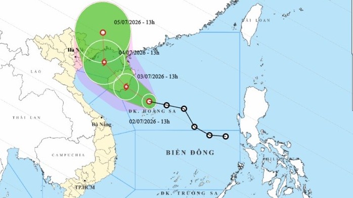 Áp thấp nhiệt đới trên vùng biển phía Bắc đặc khu Hoàng Sa, dự báo Đông Bắc Bộ sẽ có mưa lớn cục bộ trên 350mm