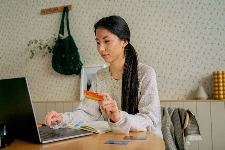 Tài chính bán lẻ xanh: Tiềm năng chưa được đánh thức của kinh tế Việt Nam