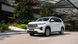 Top 5 mẫu xe Toyota bán chạy nhất tháng 6/2026: Innova Cross vươn lên dẫn đầu