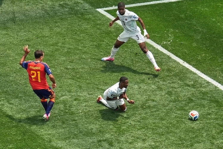 Kết quả bóng đá World Cup 2026: Tây Ban Nha 3-0 Áo: Oyarzabal lập cú đúp, La Roja thị uy sức mạnh bằng trận đấu hoàn hảo Kết quả bóng đá World Cup 2026: Tây Ban Nha 3-0 Áo: Oyarzabal lập cú đúp, La Roja thị uy sức mạnh bằng trận đấu hoàn hảo