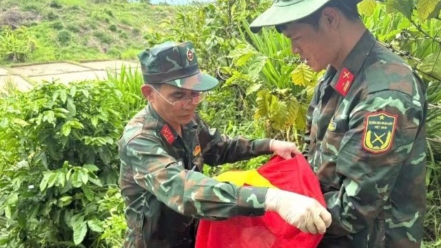 Đắk Lắk: Xã Krông Bông quy tập được 2 hài cốt liệt sĩ tại khu vực núi Đá Đen, dưới chân dãy núi Chư Yang Sin