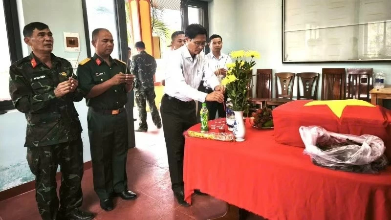 Đắk Lắk: Xã Krông Bông quy tập được 2 hài cốt liệt sĩ tại khu vực núi Đá Đen, dưới chân dãy núi Chư Yang Sin