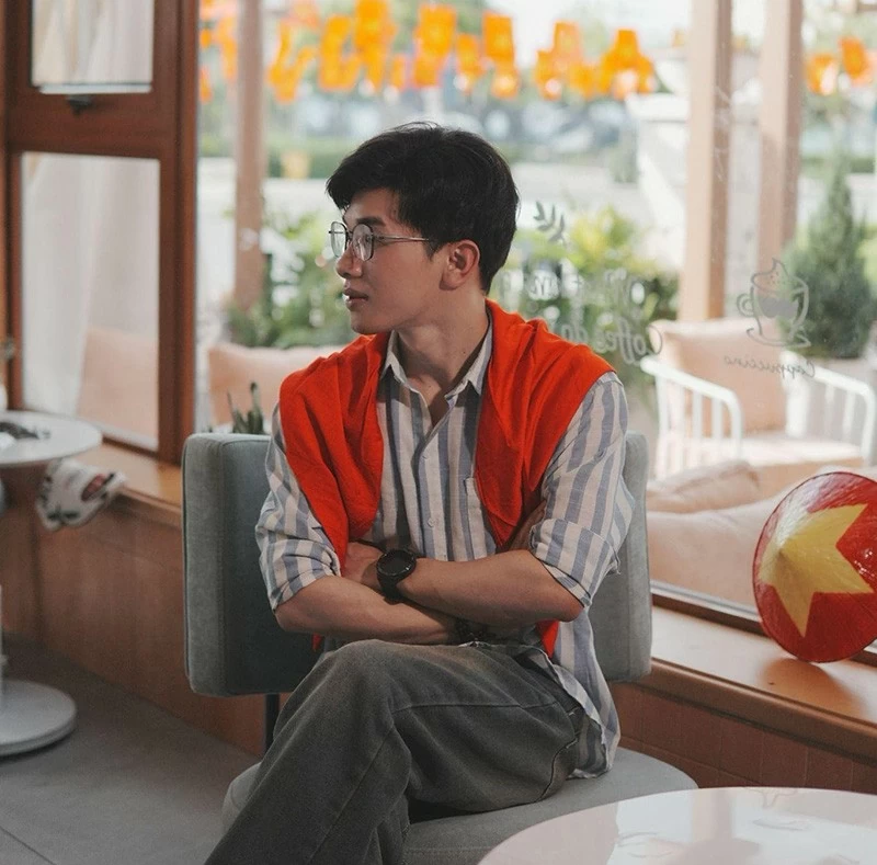 Nguyễn Văn Linh cho biết Kiot Khói chú trọng đào tạo nội bộ và hoàn thiện hệ thống làm việc nhằm tạo nền tảng phát triển lâu dài cho đội ngũ.