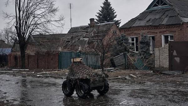 Nga tuyên bố kiểm soát thành phố chiến lược ở Donbass