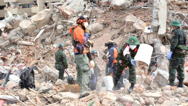 Vietnam Rescue Team recovers 15 more earthquake victims in Venezuela
