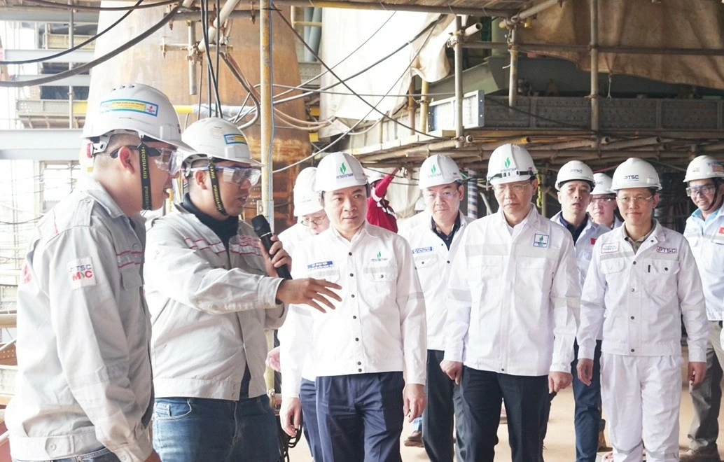 P5.S30_NLĐ Petrovietnam làm lợi gần 10.000 tỷ đồng từ đột phá sáng tạo P5.S30_NLĐ Petrovietnam làm lợi gần 10.000 tỷ đồng từ đột phá sáng tạo