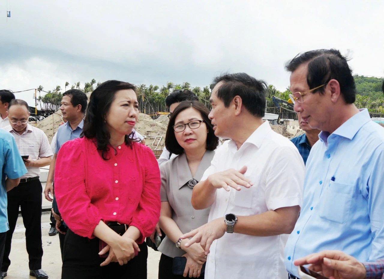 Đoàn công tác Tiểu ban Tuyên truyền và Văn hóa Ủy ban Quốc gia APEC 2027 tại việc tại Phú Quốc
