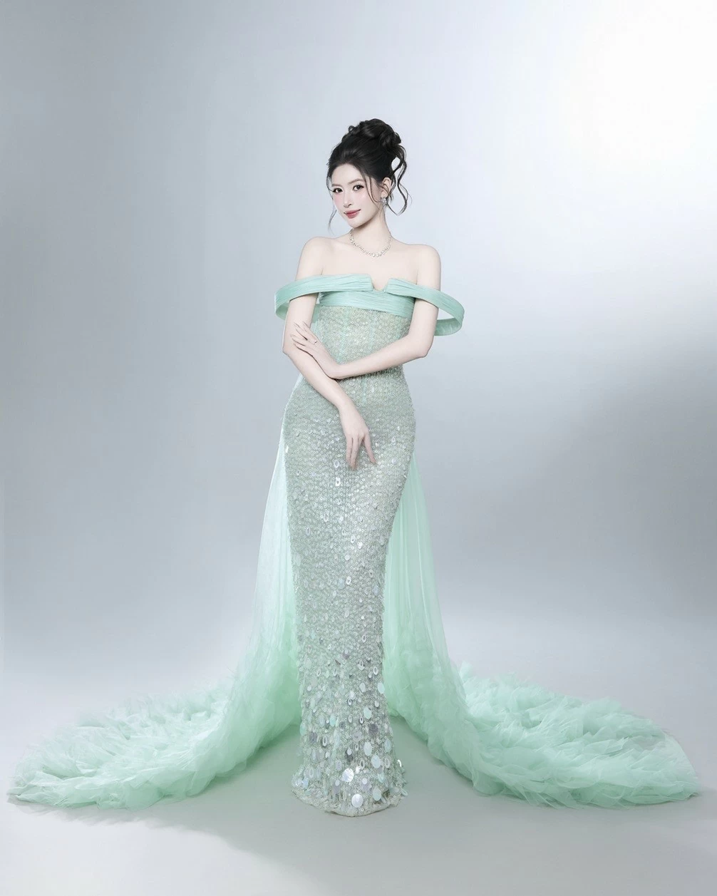 Phạm Hoàng Thu Uyên sẽ đại diện Việt Nam thi Miss Earth 2026