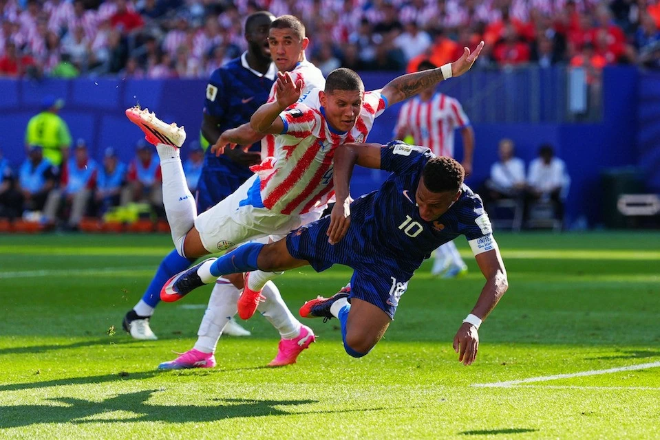 Kết quả bóng đá World Cup 2026: Pháp 1-0 Paraguay: Mbappé áp sát kỷ lục ghi bàn của Messi, Pháp chạm trán một đối thủ nhiều duyên nợ ở tứ kết