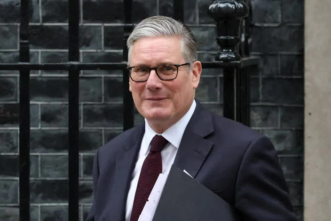 Thủ tướng Anh Keir Starmer cho rằng, người kế nhiệm vẫn sẽ phải dành nhiều sự quan tâm cho các vấn đề đối ngoại trong bối cảnh tình hình quốc tế tiếp tục diễn biến phức tạp. (Nguồn: The Straits Times)