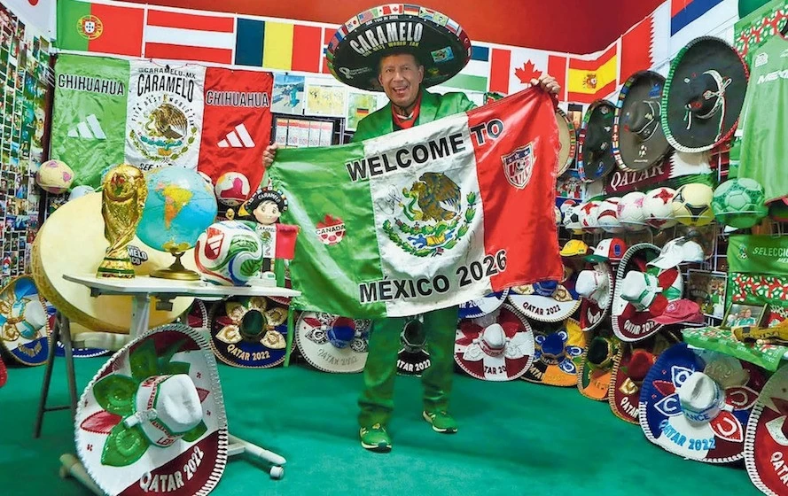 Caramelo: Siêu cổ động viên nổi tiếng nhất Mexico và hành trình theo chân El Tri suốt 40 năm