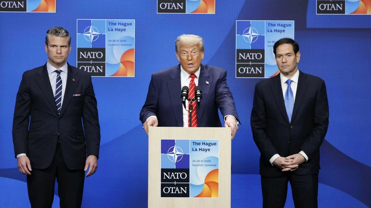 Tổng thống Mỹ Donald Trump sẽ gặp Tổng thống Ukraine Volodymyr Zelensky và Tổng thống Syria Ahmed al-Sharaa bên lề Hội nghị Thượng đỉnh NATO tại Thổ Nhĩ Kỳ. (Nguồn: WDET 101.9 FM) Tổng thống Mỹ Donald Trump sẽ gặp Tổng thống Ukraine Volodymyr Zelensky và Tổng thống Syria Ahmed al-Sharaa bên lề Hội nghị Thượng đỉnh NATO tại Thổ Nhĩ Kỳ. (Nguồn: WDET 101.9 FM)
