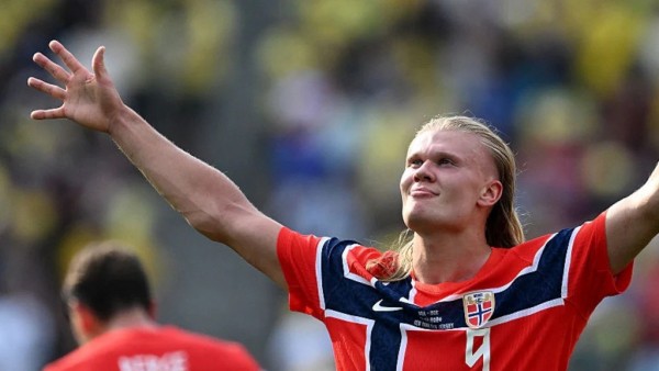 Haaland đi vào lịch sử World Cup với kỷ lục ghi bàn ấn tượng