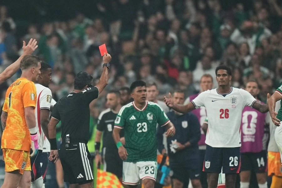 Kết quả bóng đá World Cup 2026: Anh 3-2 Mexico: Bellingham rực sáng với cú đúp, Harry Kane đi vào lịch sử trong ngày Tam Sư phá dớp tại sân Azteca