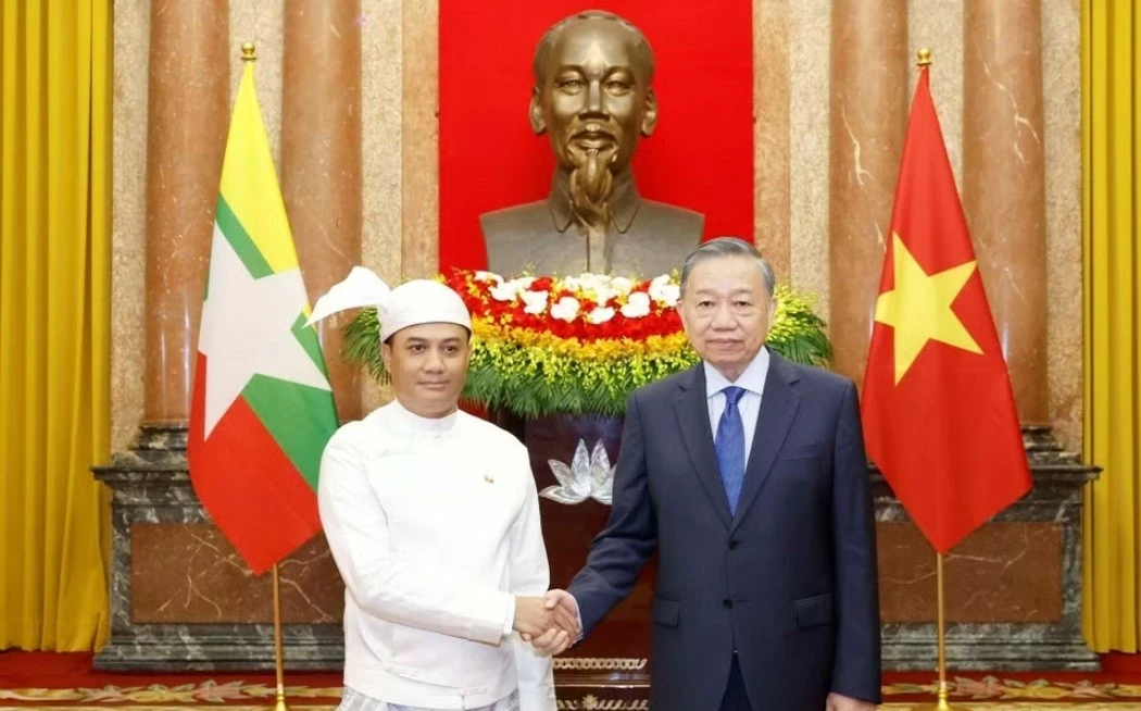Tổng Bí thư, Chủ tịch nước Tô Lâm tiếp Đại sứ các nước Bồ Đào Nha, Iran, Mông Cổ, Hoa Kỳ, Myanmar trình Quốc thư