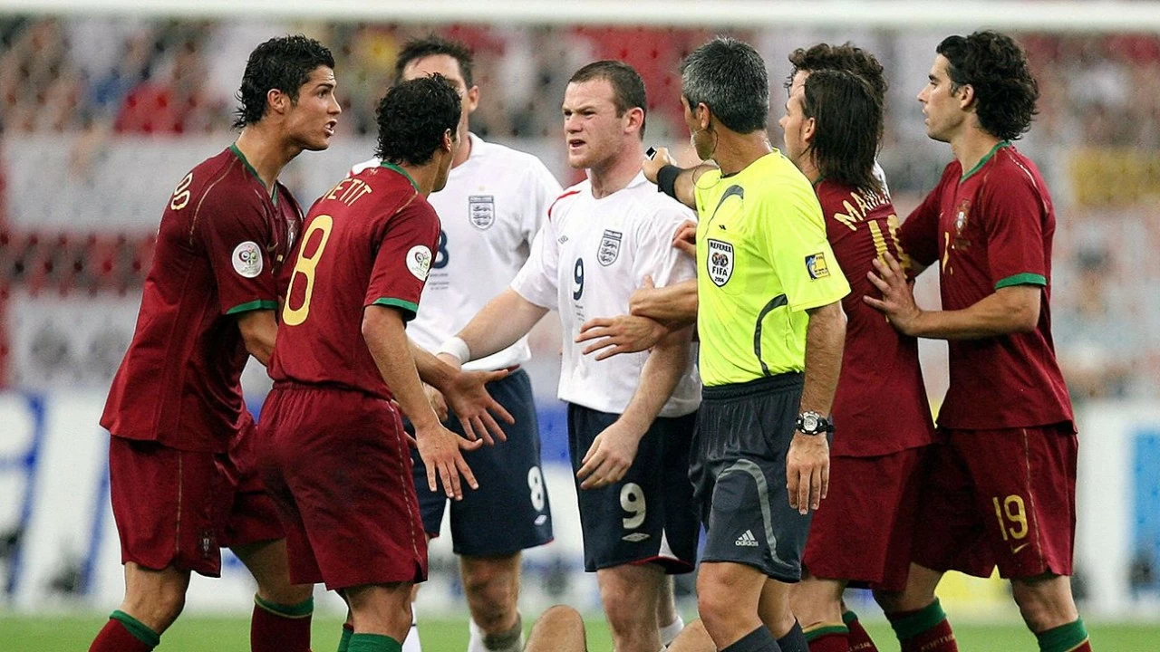 Từ cậu bé tuổi 21 đến huyền thoại bóng đá thế giới: Hành trình 6 kỳ World Cup của Cristiano Ronaldo Từ cậu bé tuổi 21 đến huyền thoại bóng đá thế giới: Hành trình 6 kỳ World Cup của Cristiano Ronaldo