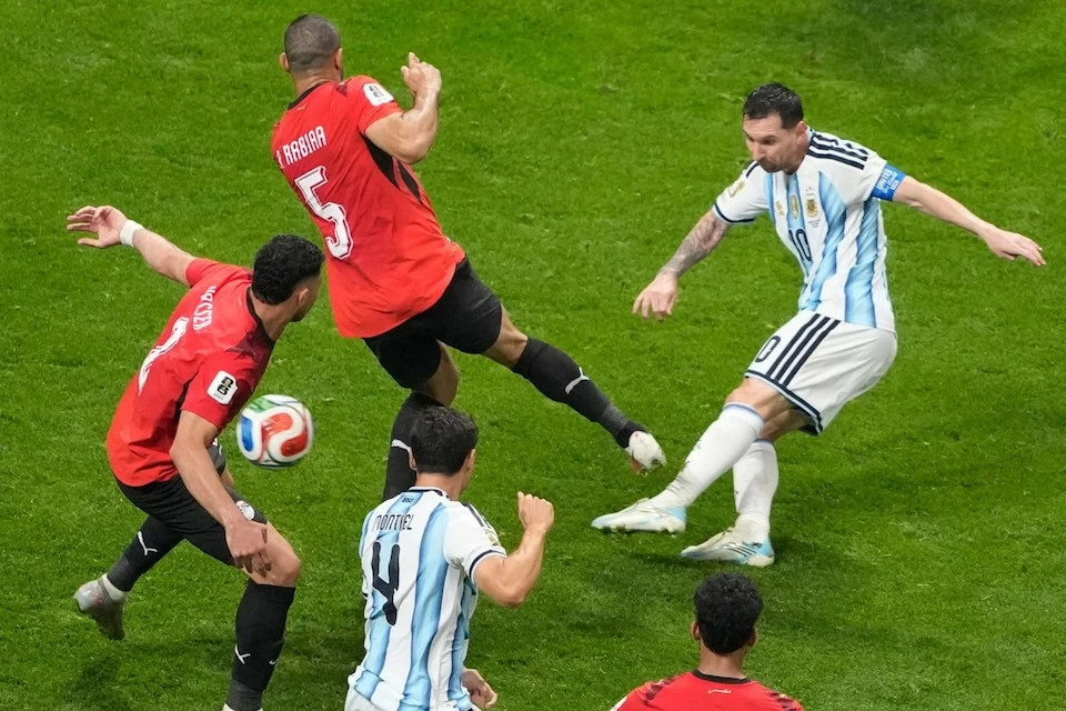 Kết quả bóng đá World Cup 2026: Argentina 3-2 Ai Cập: Messi cùng Argentina lội ngược dòng khó tin trước Ai Cập, thẳng đường vào tứ kết Kết quả bóng đá World Cup 2026: Argentina 3-2 Ai Cập: Messi cùng Argentina lội ngược dòng khó tin trước Ai Cập, thẳng đường vào tứ kết
