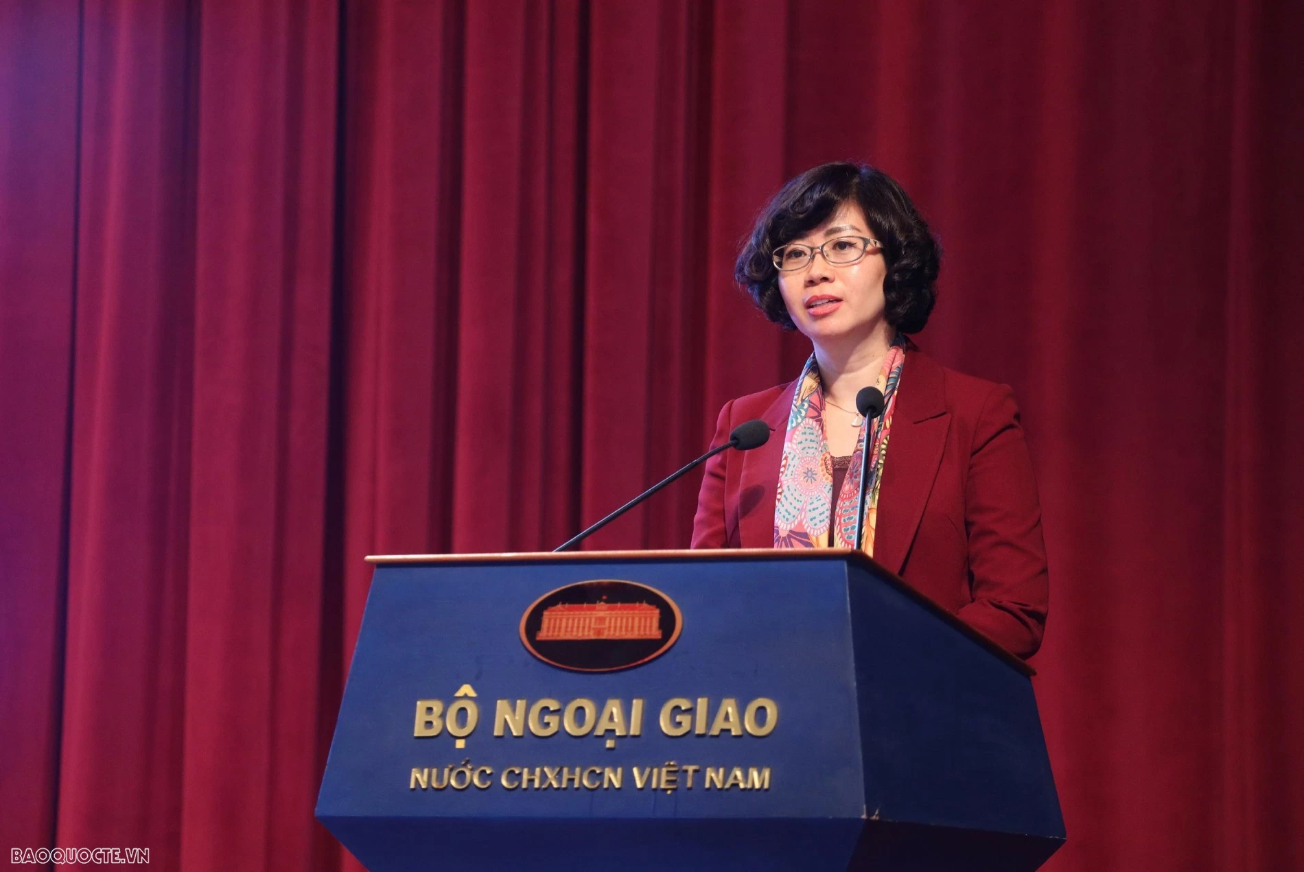 Cục trưởng Cục Ngoại vụ và Ngoại giao văn hóa Lê Thị Hồng Vân phát biểu tại Hội nghị. (Ảnh: Thành Long)