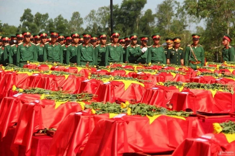 Thủ tướng yêu cầu đẩy mạnh thực hiện tìm kiếm, quy tập và xác định danh tính hài cốt liệt sĩ Thủ tướng yêu cầu đẩy mạnh thực hiện tìm kiếm, quy tập và xác định danh tính hài cốt liệt sĩ