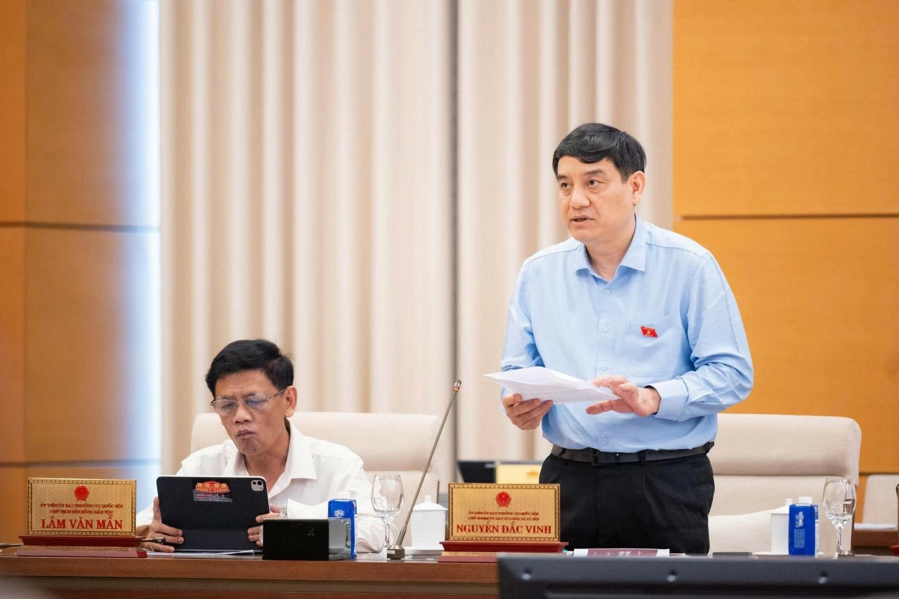 Ủy ban Thường vụ Quốc hội thông qua về mặt nguyên tắc dự án Pháp lệnh sửa đổi, bổ sung một số điều của Pháp lệnh Ưu đãi người có công với cách mạng Ủy ban Thường vụ Quốc hội thông qua về mặt nguyên tắc dự án Pháp lệnh sửa đổi, bổ sung một số điều của Pháp lệnh Ưu đãi người có công với cách mạng