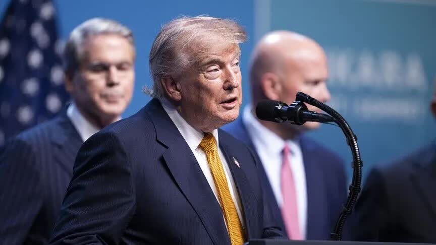 Xung đột Mỹ-Iran: Tổng thống Trump tiết lộ hành động của Tehran giữa lúc hứng chịu loạt không kích, Israel theo dõi sát