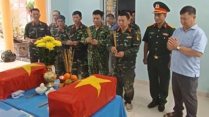 Ký ức của cựu giao liên 96 tuổi giúp tìm thấy 2 hài cốt liệt sĩ