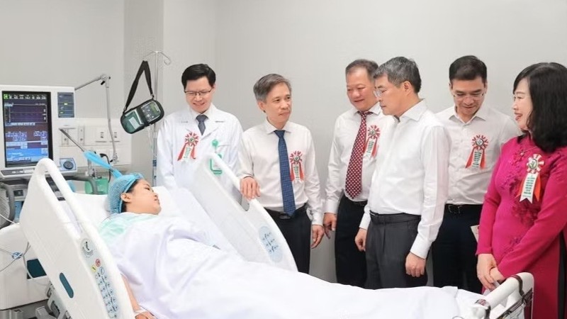 Thủ tướng Lê Minh Hưng: Cơ cấu lại mạng lưới khám, chữa bệnh theo hướng hiện đại