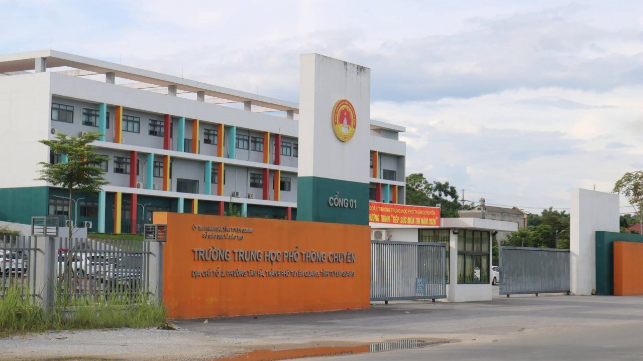 Đề xuất cho thi lại môn Toán tại điểm thi Trường THPT Chuyên Tuyên Quang