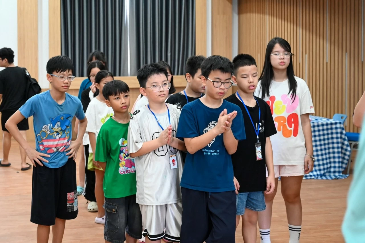 Science Camp mong muốn truyền lửa ham học hỏi cho những em học sinh từ khắp nơi trên Hà Nội. (Nguồn: )