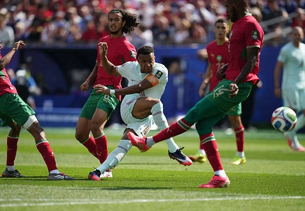 Kết quả bóng đá World Cup Pháp và Morocco (2-0): Cú đúp của Mbappe