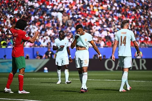 Kết quả bóng đá World Cup Pháp và Morocco (2-0): Cú đúp của Mbappe