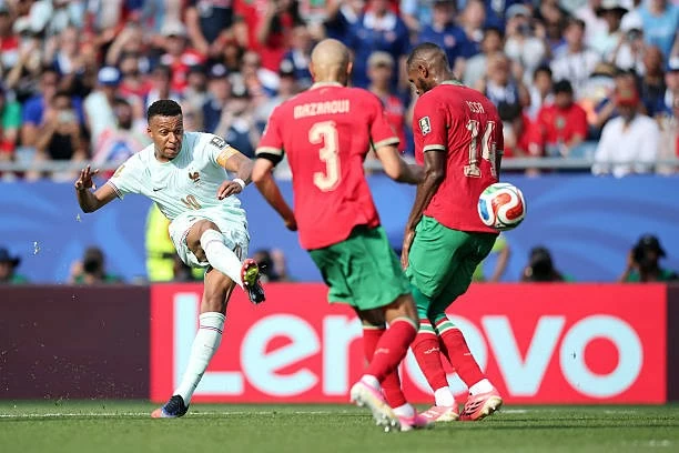 Kết quả bóng đá World Cup Pháp và Morocco (2-0): Cú đúp của Mbappe