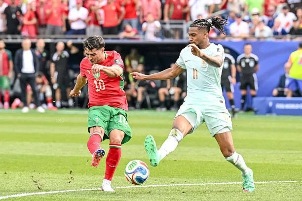 Kết quả bóng đá World Cup Pháp và Morocco (2-0): Cú đúp của Mbappe